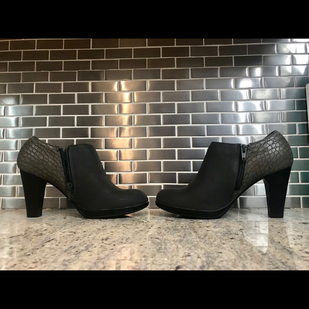 Grey Ankle Booties with zipper